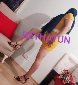 Türbanlı Sabırsız Dul Escort